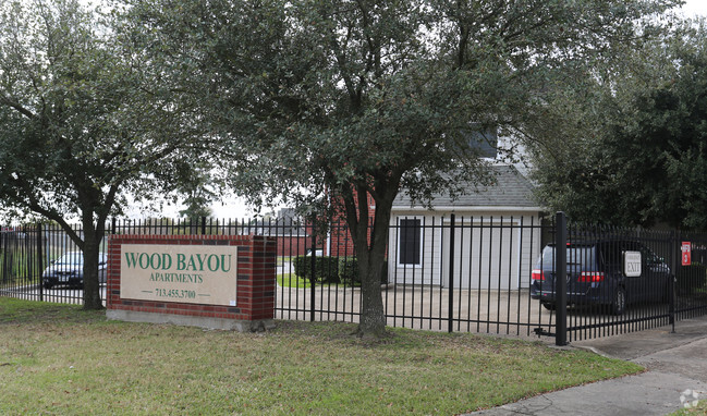 Building Photo - Wood Bayou Apartments