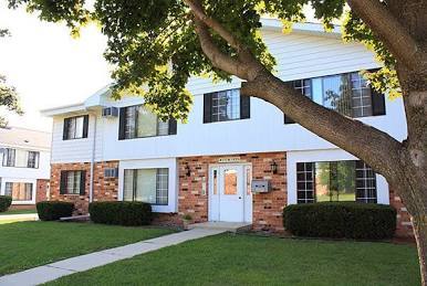 Building Photo - W157N11455 Hilbert Ln