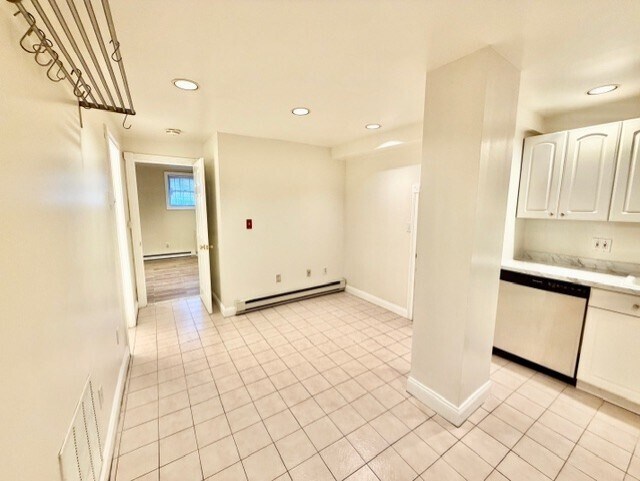 Building Photo - 45 Bowdoin St