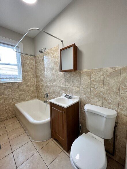 115 Fairview Ave 51 - 111 Fairview Ave