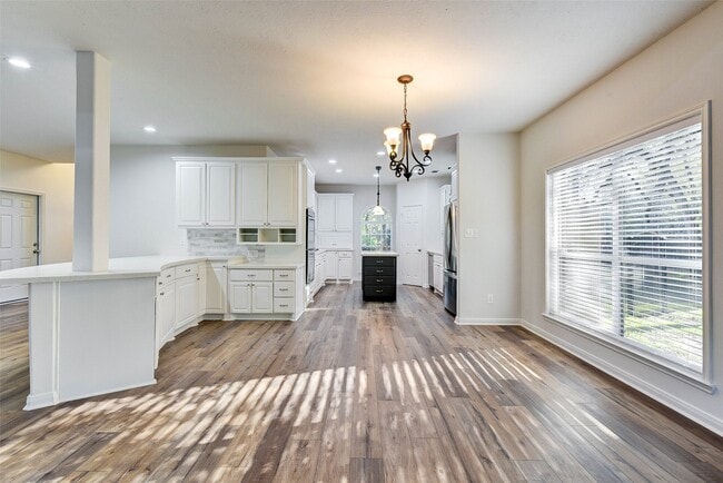 Building Photo - 2311 Stableridge Dr