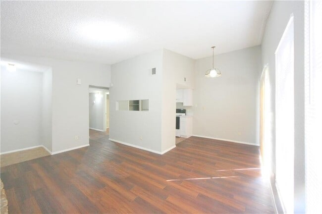 Building Photo - 1013 Fieldwood Dr