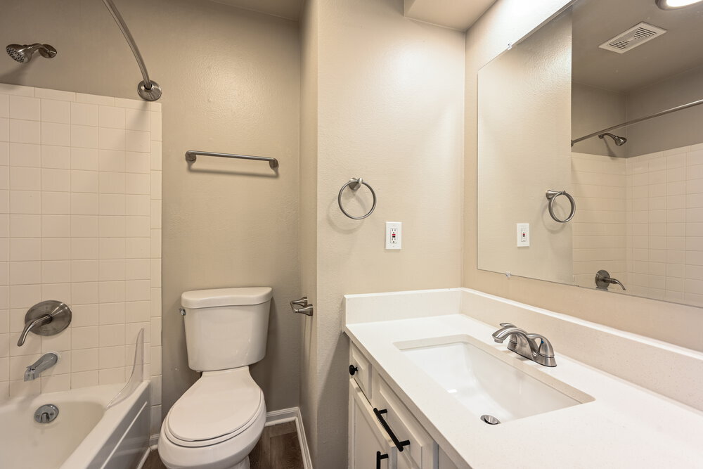 Building Photo - 65 S Eagle Cir