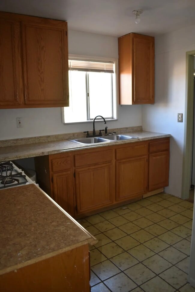 Building Photo - 56202 Taos Trl