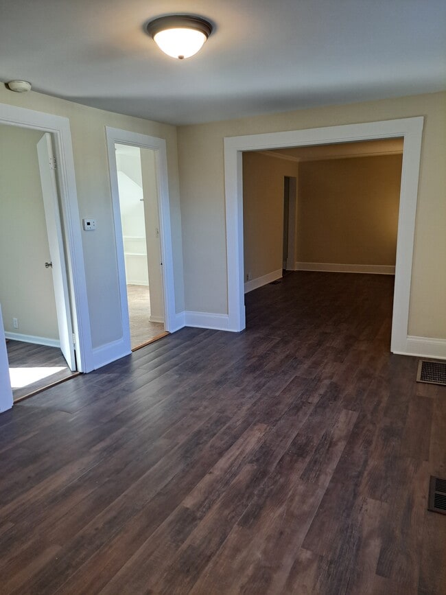 Building Photo - 4847 W Berenice Ave