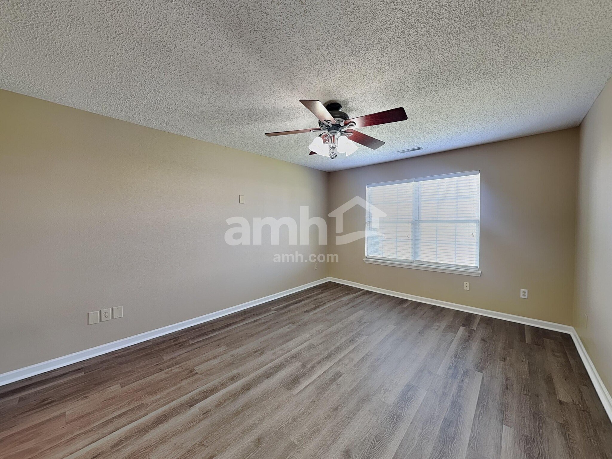 Building Photo - 1830 Eastfork Dr