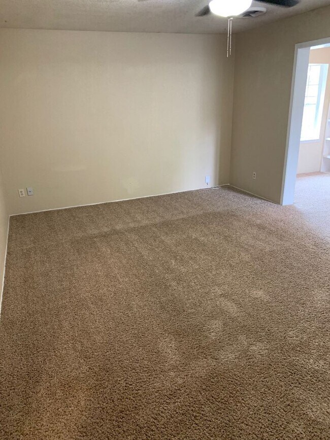 Building Photo - 4612 Buffalo Trail