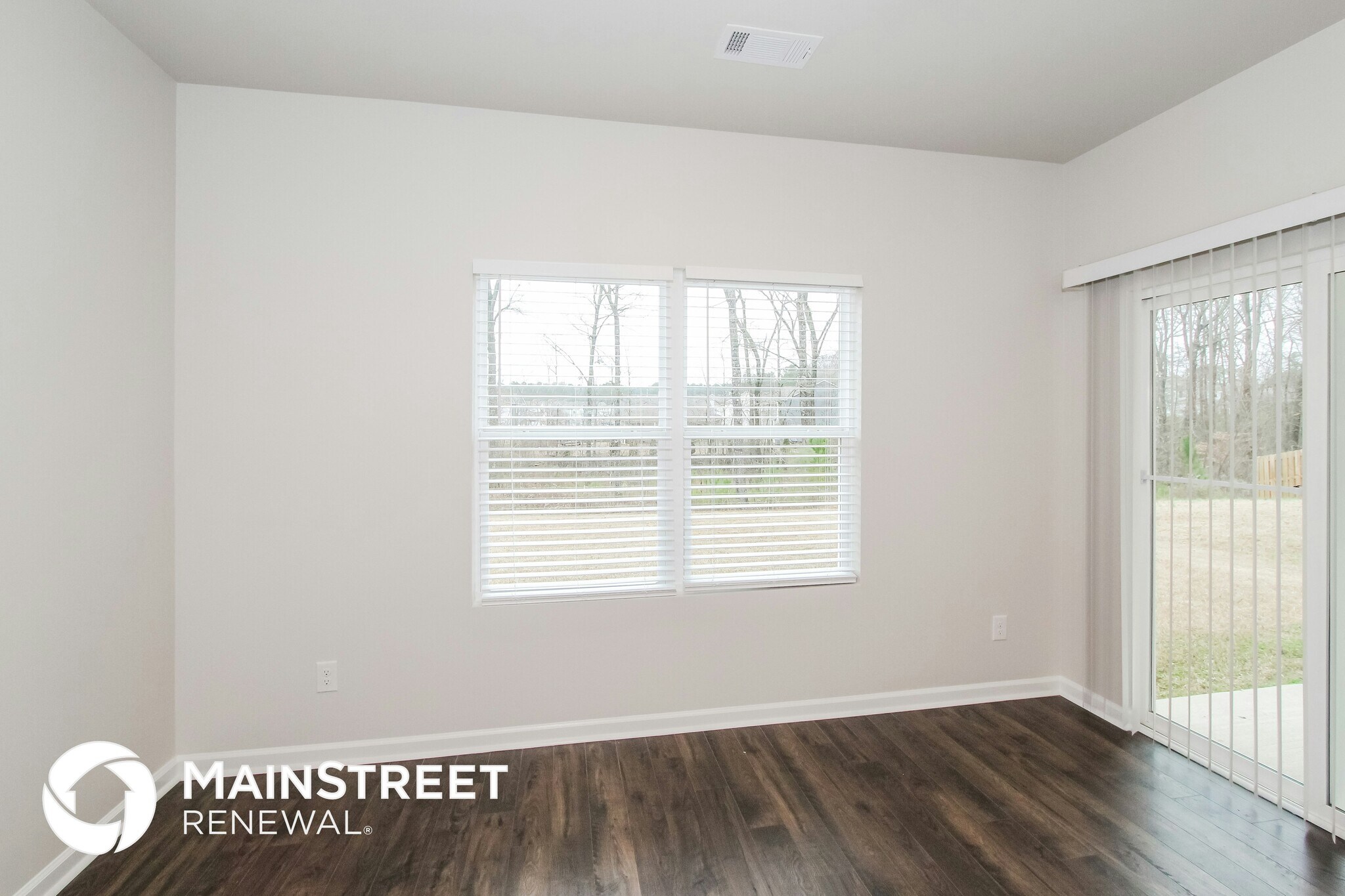 Building Photo - 173 Chelsea Park Rd