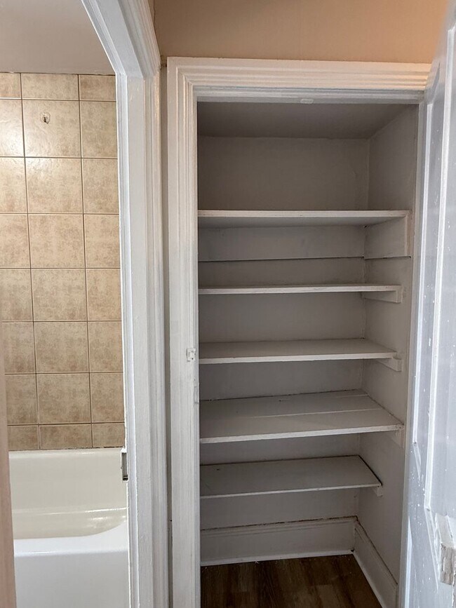 Building Photo - 1113 Lafayette Ave