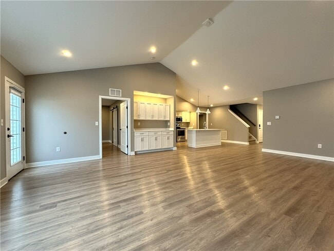 Building Photo - 593 Championship Dr
