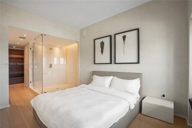 Building Photo - 650 NE 32nd St