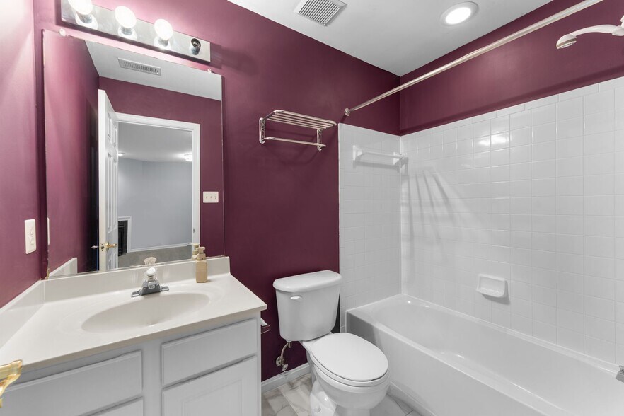 Building Photo - 21779 Goose Cross Terrace