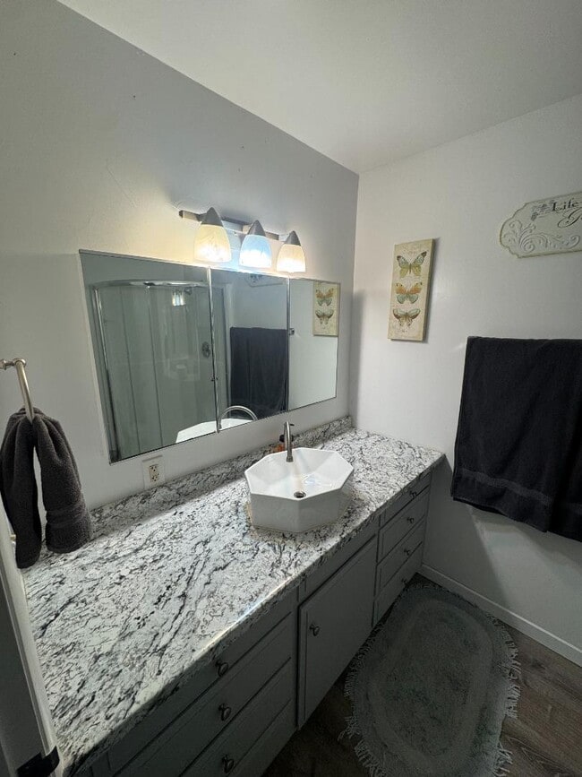 Building Photo - 315 Diamondville Ave