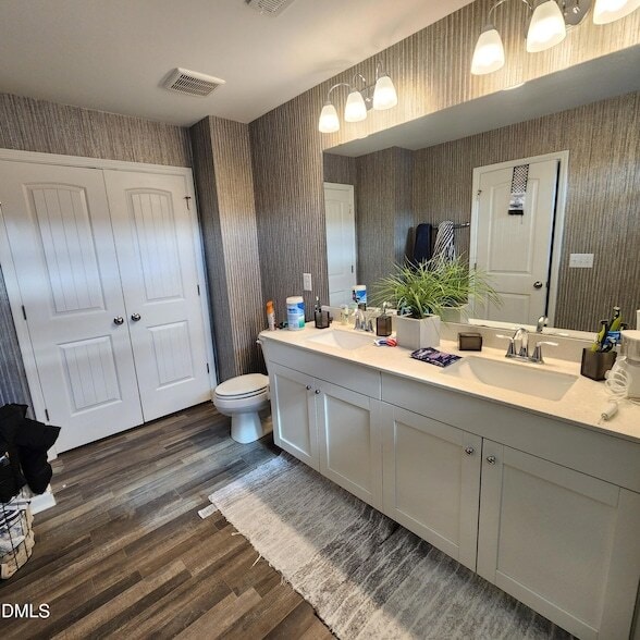 Building Photo - 157 Roebuck Ln