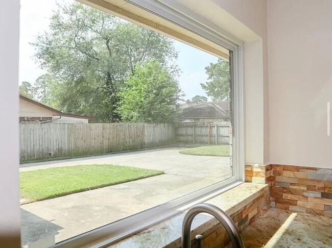 Building Photo - 17511 Possums Run Dr