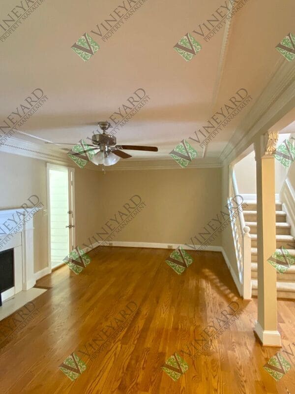Building Photo - 200 Towergate Pl