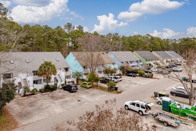 Wide aerial view. - Cambridge Apartments