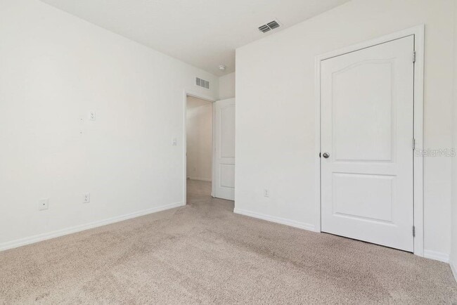 Building Photo - 5235 Mahogany Dr