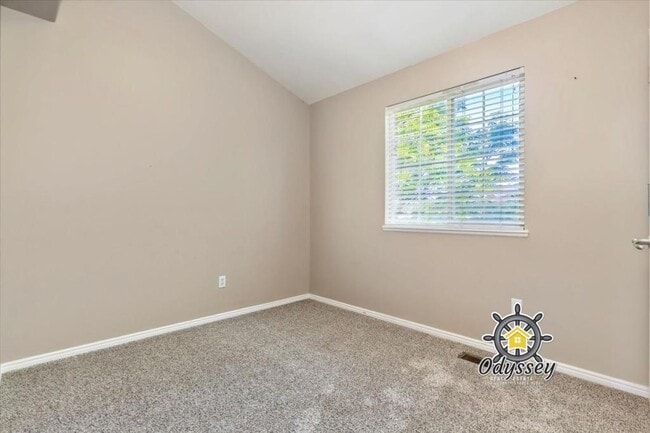 Building Photo - 5556 Geronimo Way