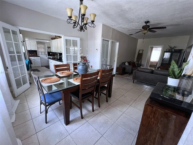 Building Photo - 2040 NE 183rd St