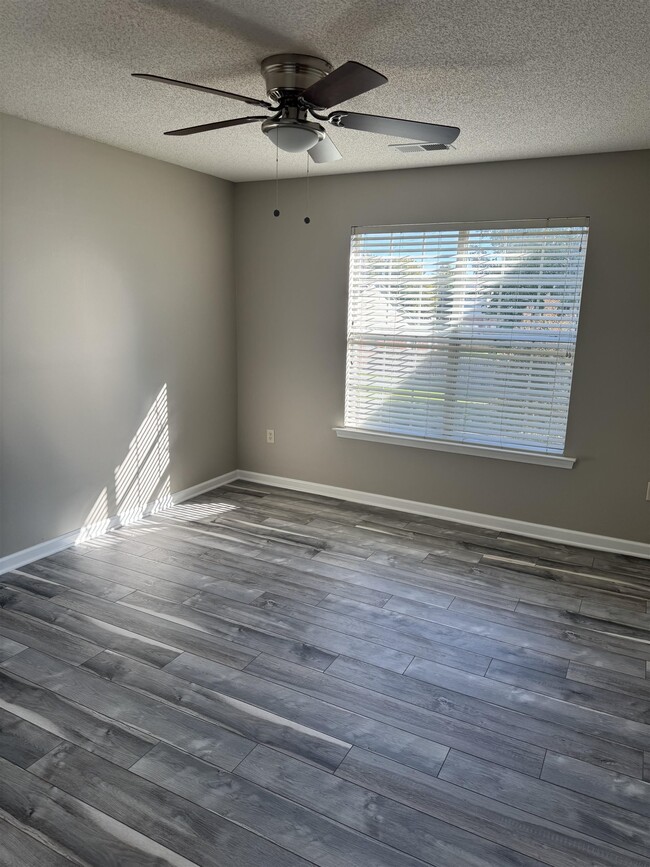 Building Photo - 5417 Eagle Bead Cove