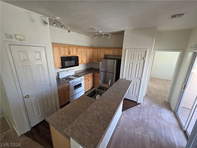 Building Photo - 6316 Beige Bluff St