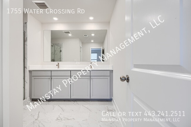 Building Photo - 1755 Water Xing Rd