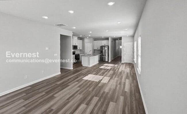 Building Photo - 8155 Huspa Ave