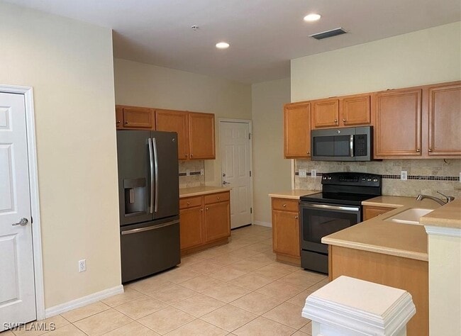 Building Photo - 16162 Ravina Way
