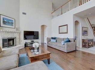 Building Photo - 15713 Fisher Island Dr