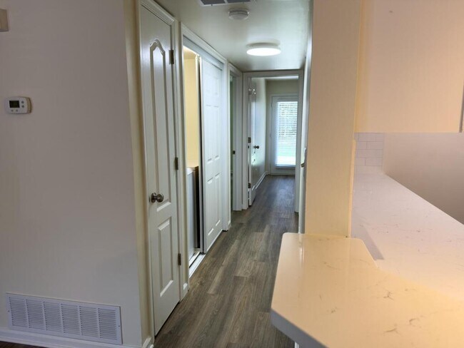 Building Photo - 7276- Sauerkraut Ln