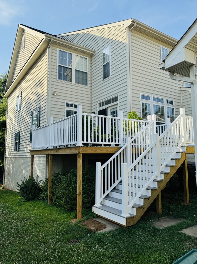 Building Photo - 2381 Abington Dr