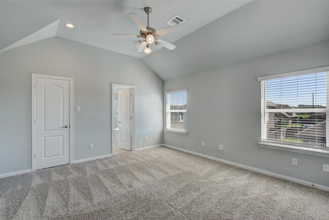 Building Photo - 23421 Vineyard Dr