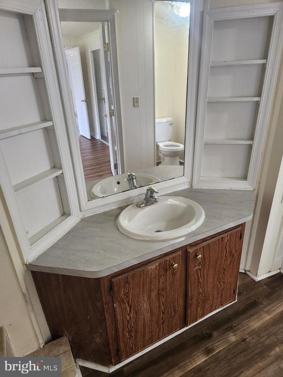 Building Photo - 121 Connector Rd