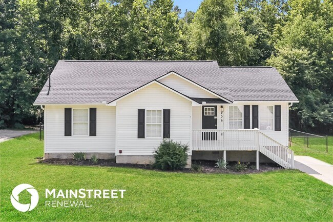 Primary Photo - 206 Sandy Hill Rd