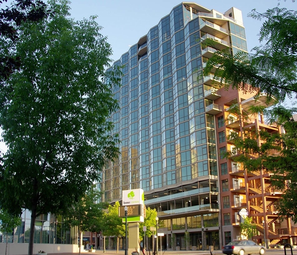 Building Photo - 851 W Front St