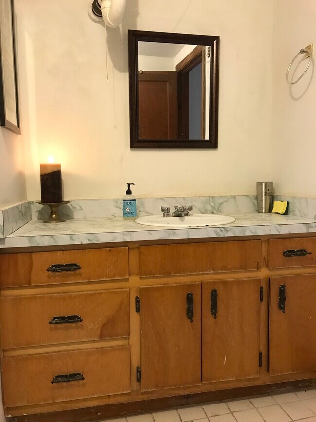 Building Photo - 2735 Peeler Rd