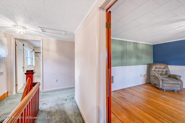 Building Photo - 454 Hickory St