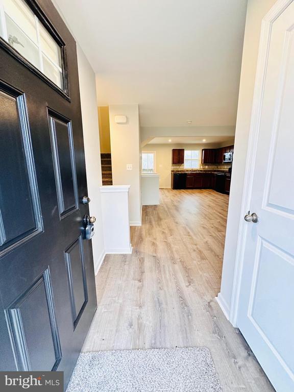 Building Photo - 35178 Sara Ct