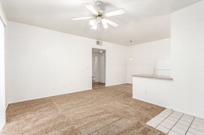 Building Photo - HCVP considered!  SAHARA & SLOAN AREA/ GAT...
