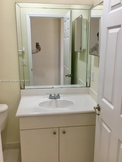 Building Photo - 8438 SW 166th Pl