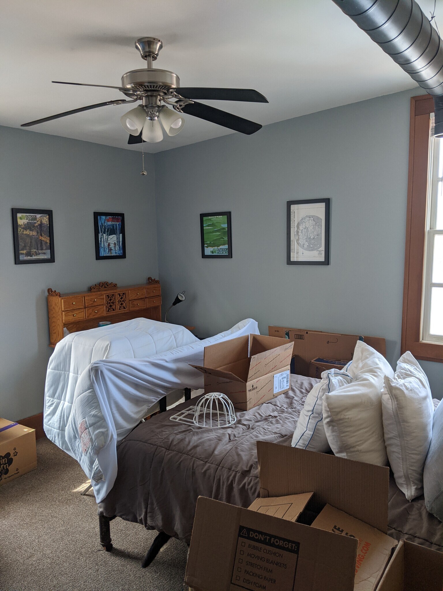 Guest Bedroom - 3933 Trumbull St