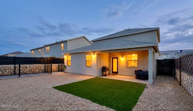 Building Photo - 1664 Sam Dominguez