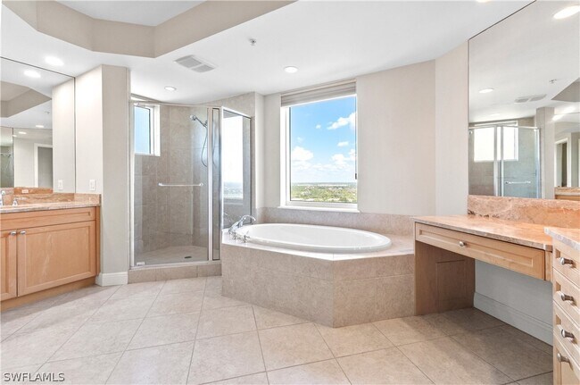 Building Photo - 23850 Via Italia Cir