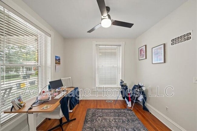 Building Photo - 4523 Wyoming St