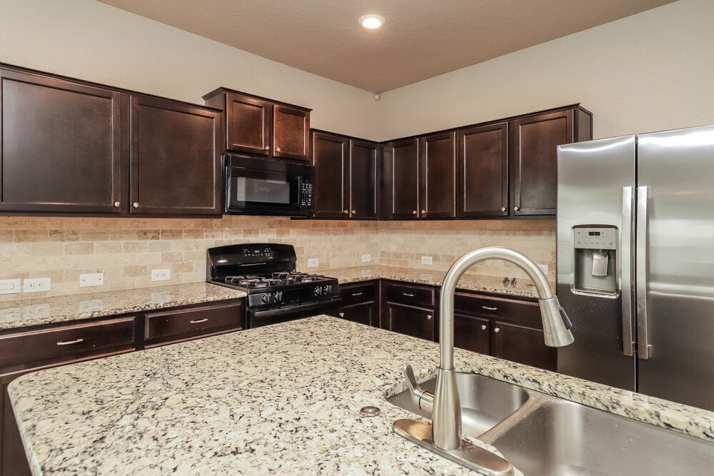 Building Photo - 5930 Bridle Bnd