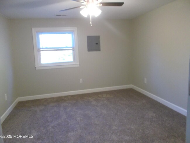 Building Photo - 278 Ridge Rd