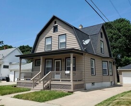 Building Photo - 1116 Yout St