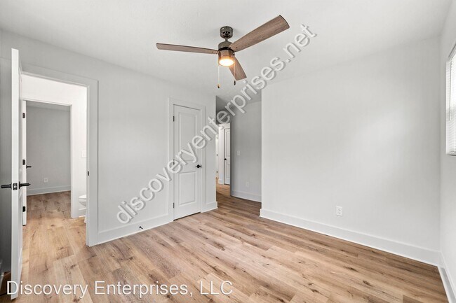 Building Photo - 4 br, 2.5 bath House - 9149 Homewood Dr.