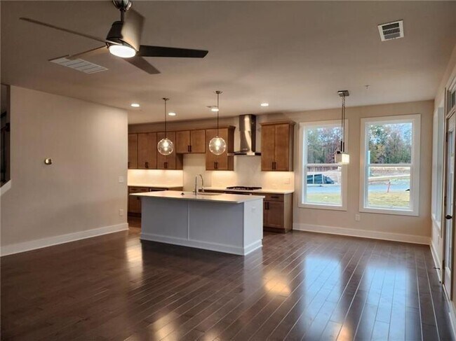 Building Photo - 1220 Walden Xing